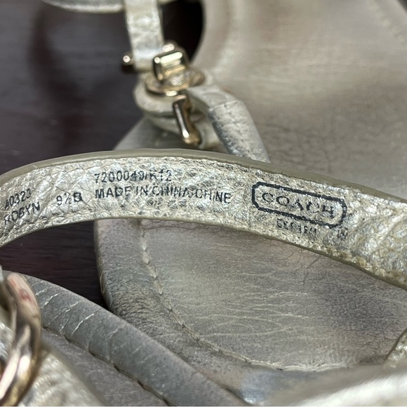 Coach Thong 'Jessica' Sandal Size 9.5 Champagne Silver Ankle Wrap Shoe - Picture 7 of 9